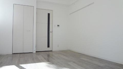 居室・リビング　室内