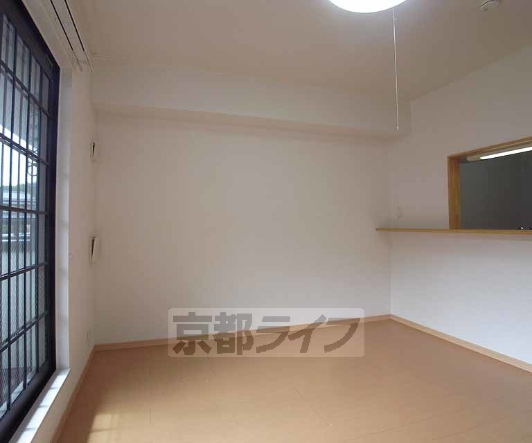 居室・リビング　きれいなお部屋です。