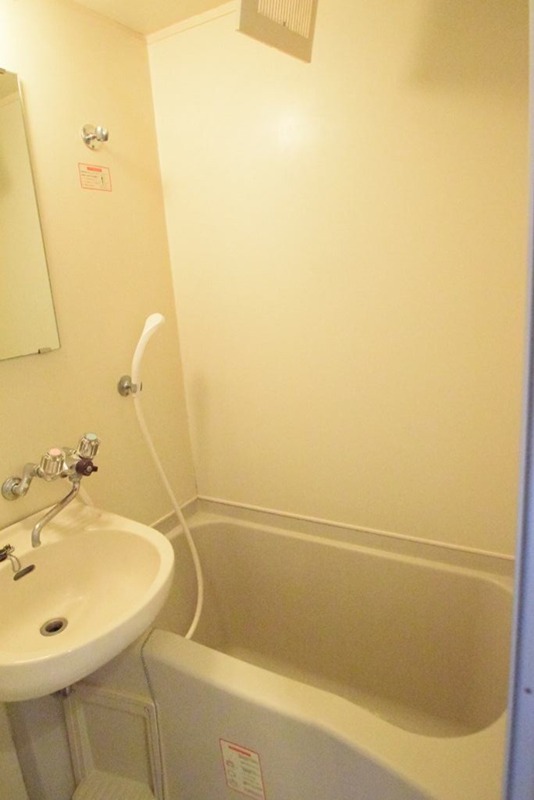 バス・シャワールーム　別部屋参考写真