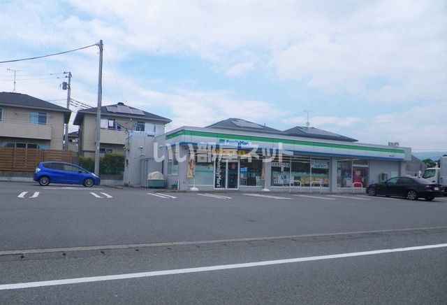 コンビニ　ファミリーマート　裾野せぎ原店（コンビニ）まで1205m