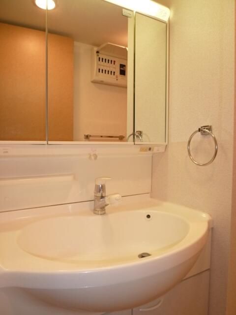 洗面設備　☆うれしい独立洗面台☆