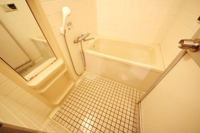 バス・シャワールーム　同仕様