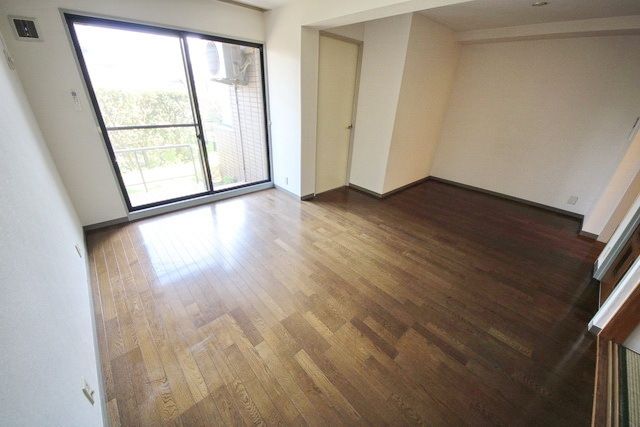 居室・リビング　同仕様