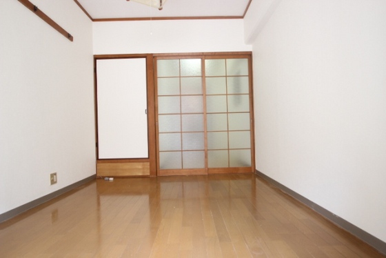 居室・リビング　※別部屋の写真です