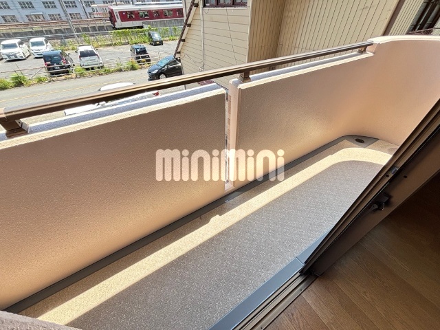 バルコニー　広いベランダです