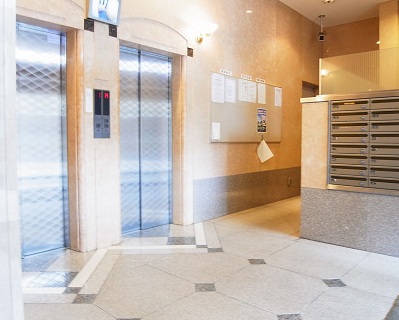 その他　エレベーター2基