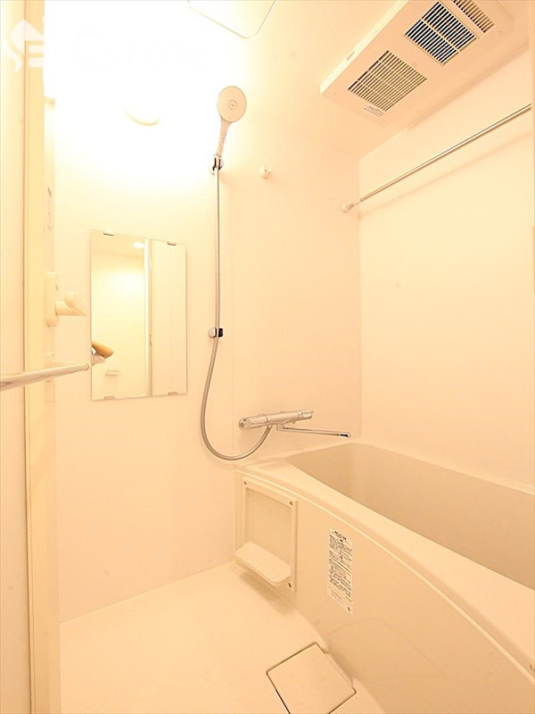 バス・シャワールーム　バスルーム