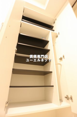 その他設備　収納力たっぷりのシューズボックスで玄関すっきり！