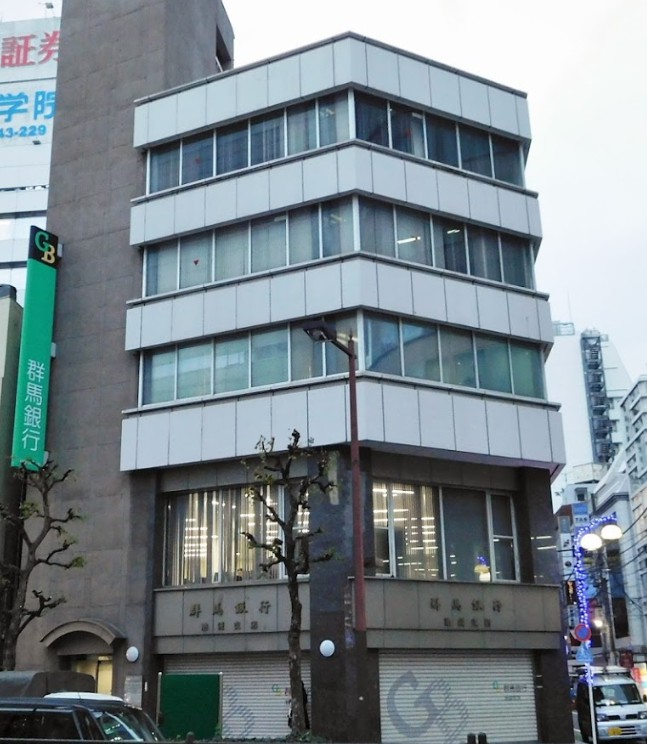 銀行　群馬銀行池袋支店（銀行）まで323m