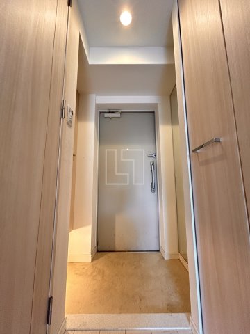 玄関　セイワパレス玉造駅前　玄関廊下