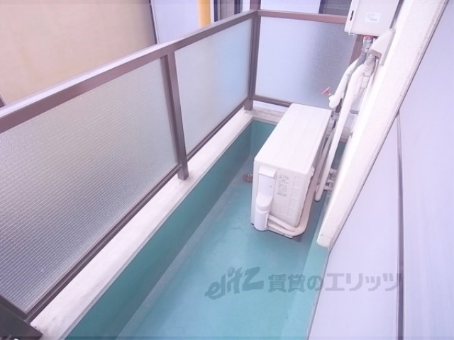 バルコニー　ベランダ南向きです