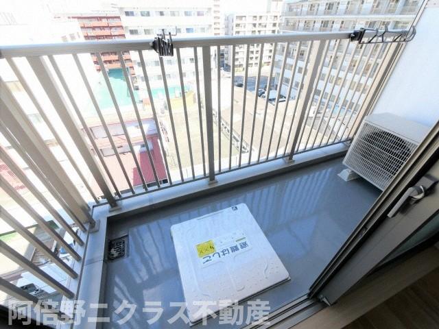 バルコニー　内装は別部屋の参考写真です。