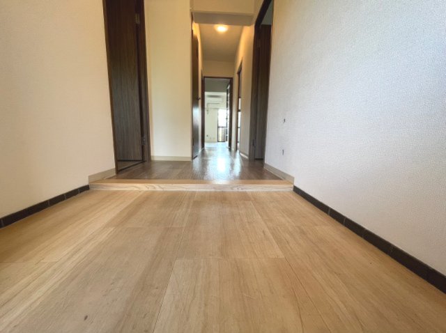 玄関　詳細は、RISUMO江坂本店までお問合せください♪