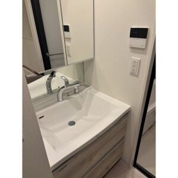 洗面設備　別室の参考写真です。※現況優先