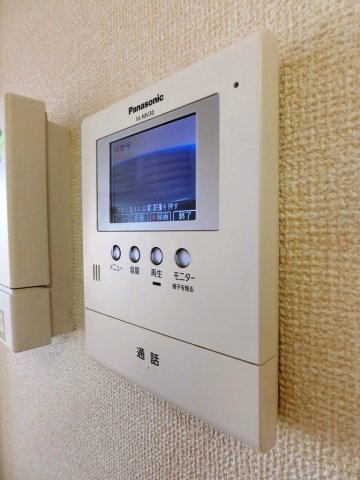 セキュリティ　モニター付きインターホン