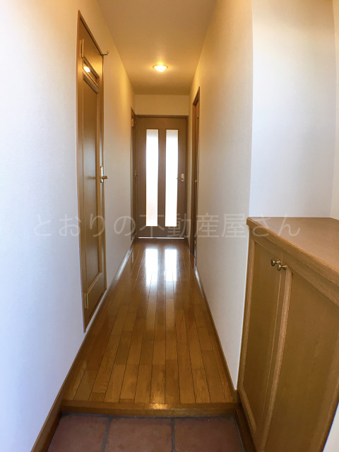 玄関　松橋マンション　玄関（反転タイプ）