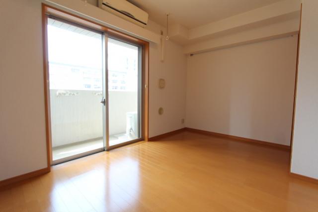 居室・リビング　居室※別部屋参考写真