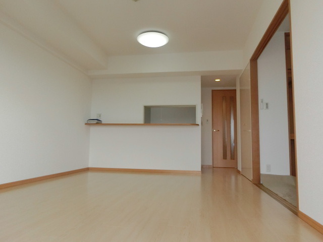 居室・リビング　広いリビング、どんなレイアウトにするか迷っちゃいますね。