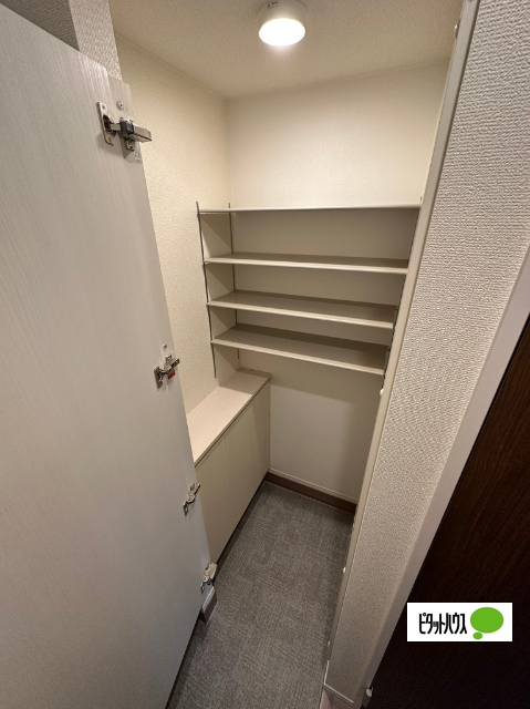 その他　玄関収納