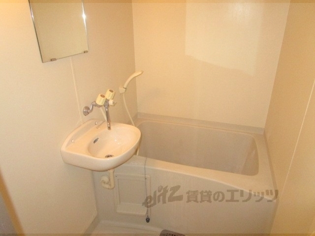 バス・シャワールーム　ユニットバス