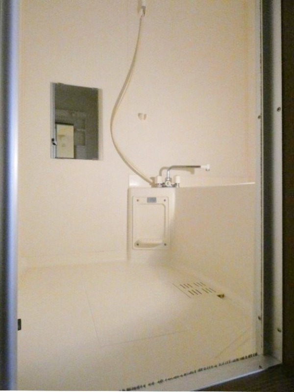 バス・シャワールーム　図面と現状に相違がある場合には現状を優先