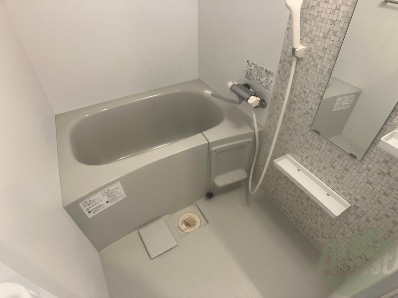 バス・シャワールーム　お風呂です。ゆっくりお風呂につかるのも体に良いですね～