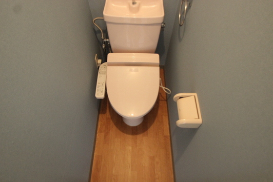 トイレ　※別部屋の写真です