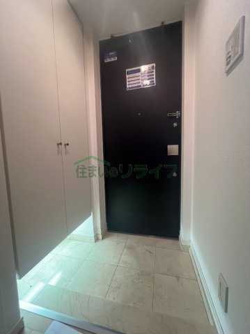 玄関　レジディア市ヶ谷