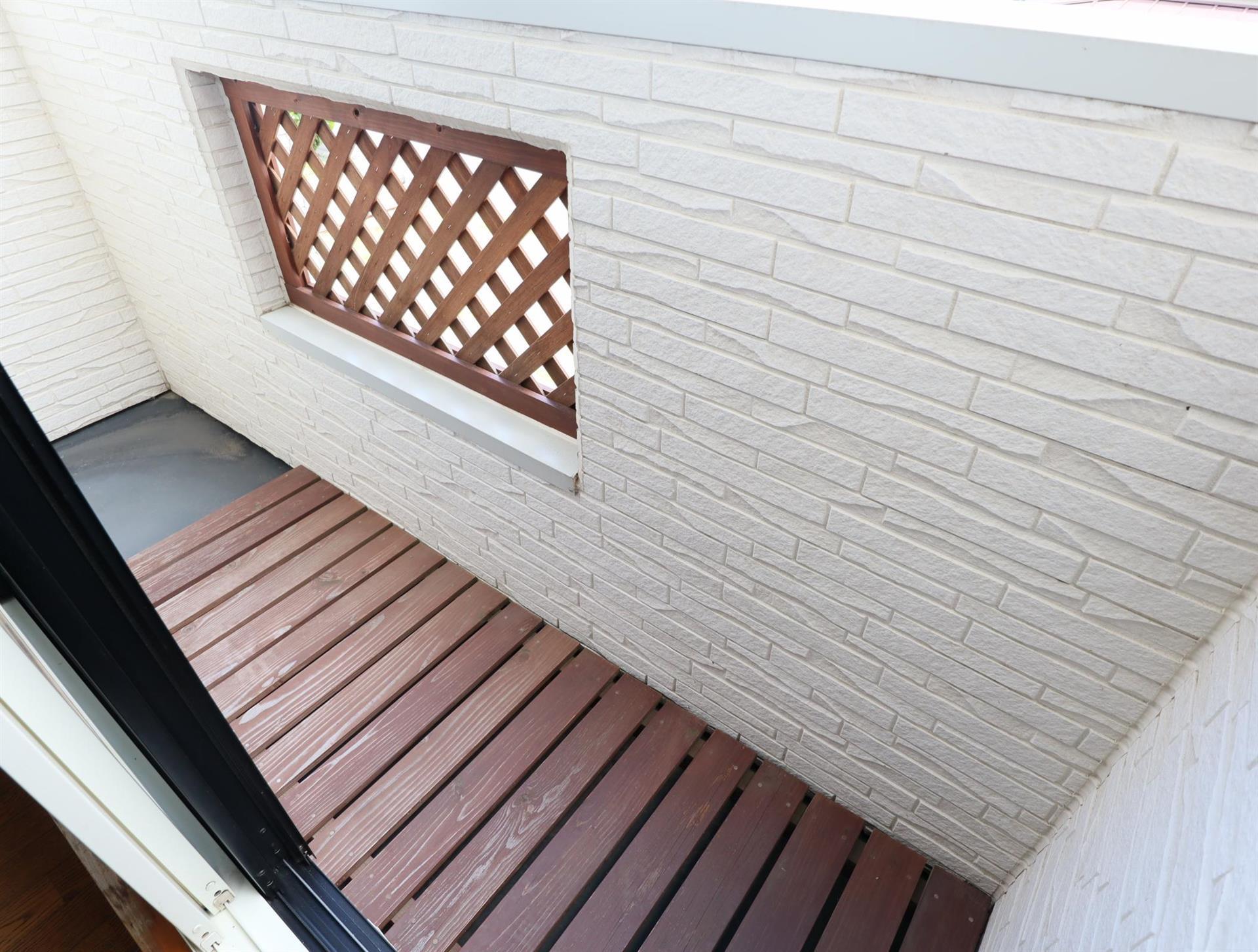 バルコニー　バルコニー