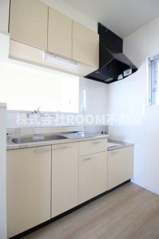 キッチン　コンパクトなキッチンで掃除もラクラク