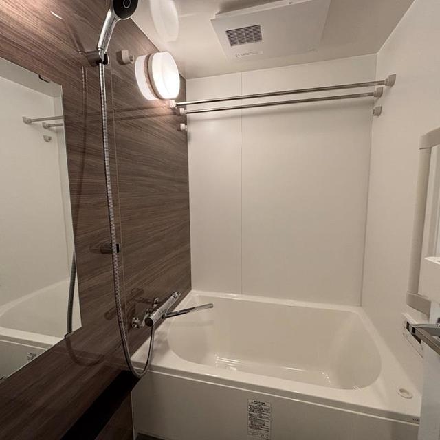 バス・シャワールーム　※写真は同タイプ住戸です。