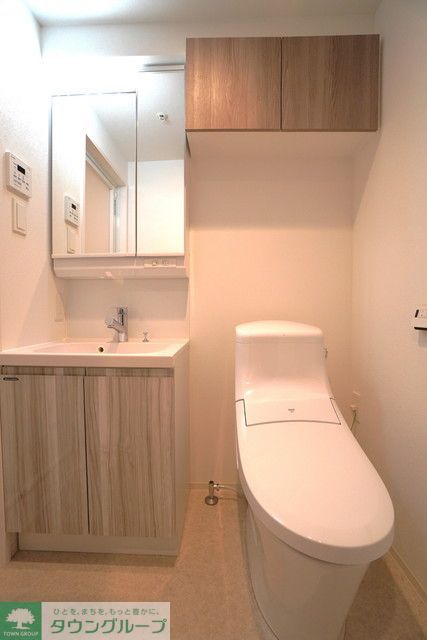 洗面設備　※写真は同タイプ住戸です。