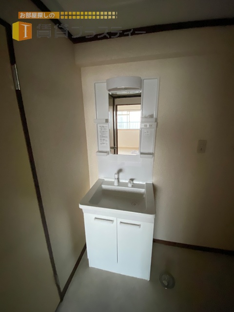 洗面設備　朝の身支度はこちらで