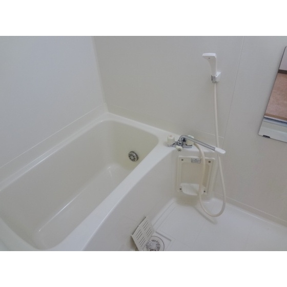 バス・シャワールーム　追い焚き機能あり