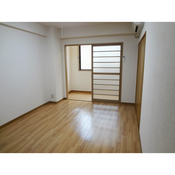 その他部屋・スペース　エアコン付の洋室