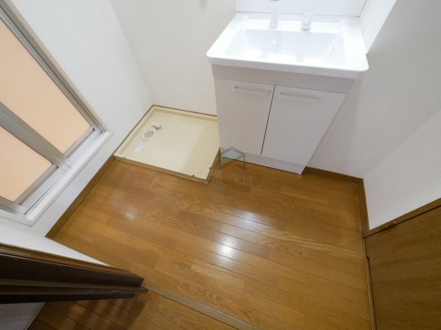 洗面設備　忙しい朝には欠かせない洗面所です