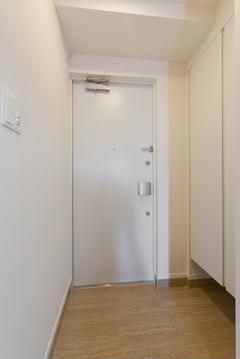 玄関　※別号室参照