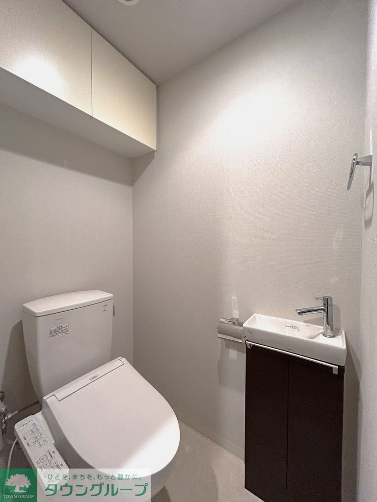 トイレ　手洗い水栓付トイレ（クリーニング前）