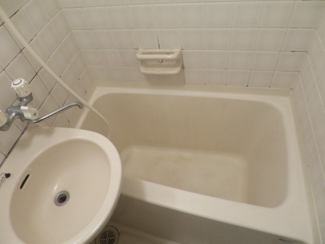 バス・シャワールーム　バスルーム