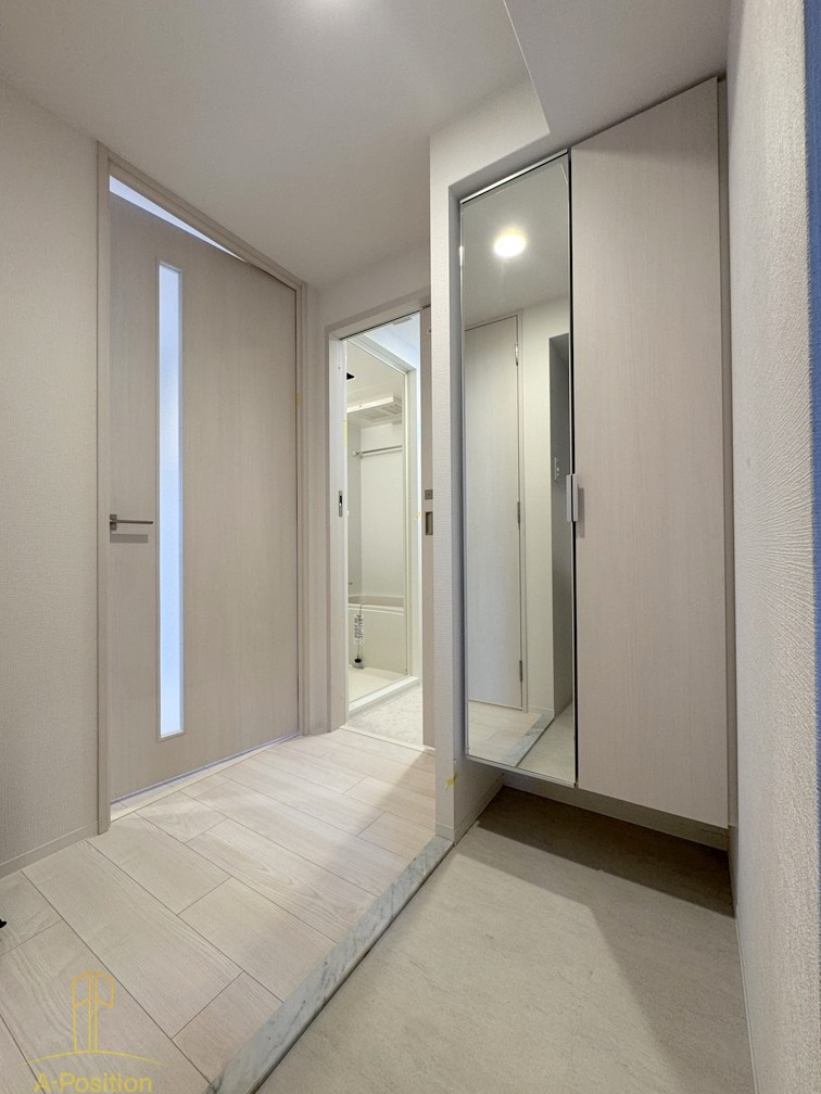 玄関　THE HUB MIYAKOJIMA