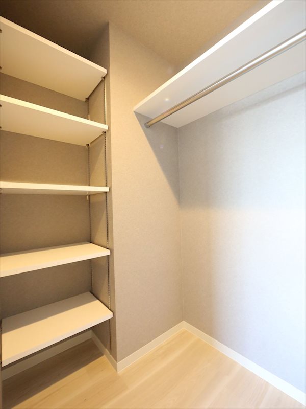 収納　ウォークインクローゼット(収納充実してます)