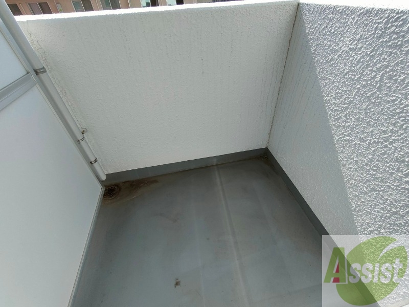 バルコニー　バルコニーです。天気の良い日には外干しができます！