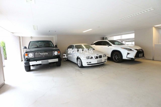 駐車場　敷地内駐車場あり◎