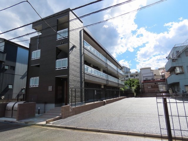 駐車場　駐車場完備です