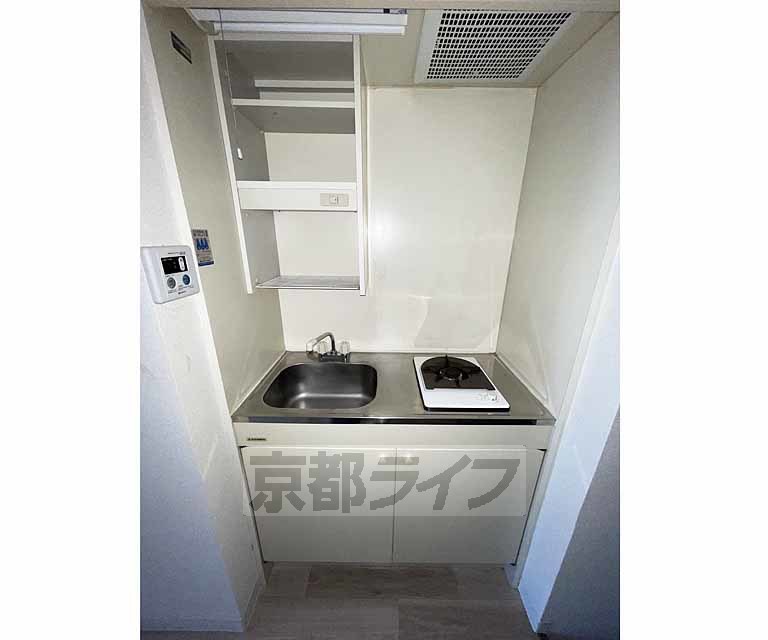 居室・リビング　奥行きのある室内です！