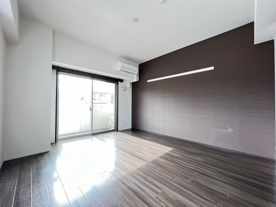 居室・リビング　※別部屋の写真です