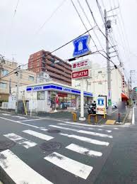 コンビニ　ローソン横浜戸部町三丁目店（コンビニ）まで358m