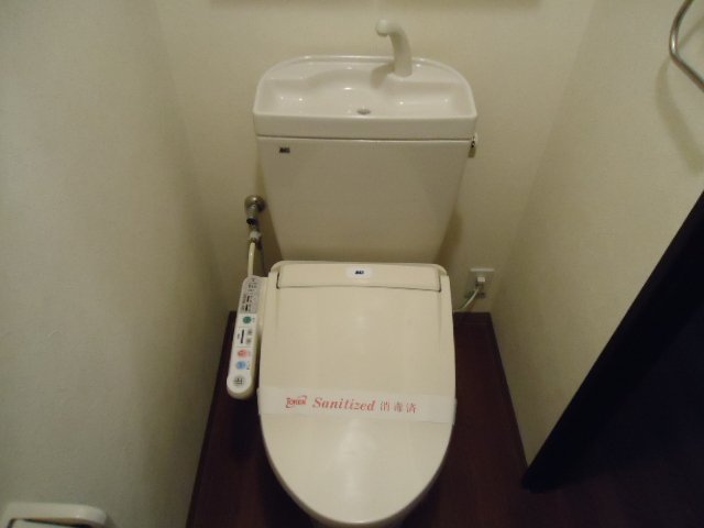 トイレ　シャワー付トイレ