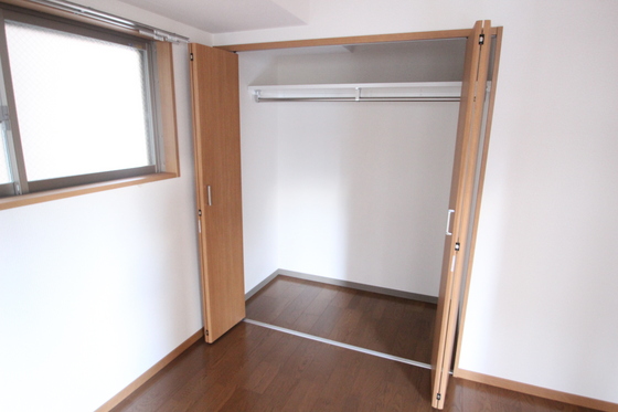 収納　※別号室の写真です。