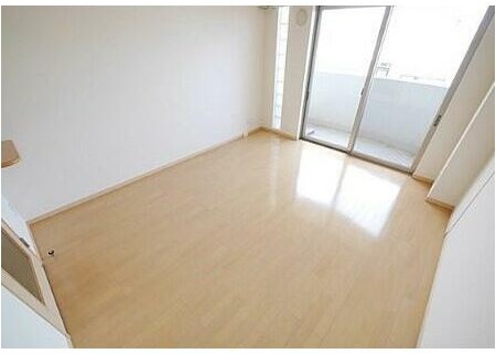 居室・リビング　使いやすい形の為、レイアウトを楽しめます♪